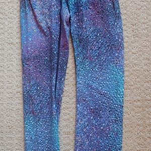 LULULEMON 7/8 leggings size 2